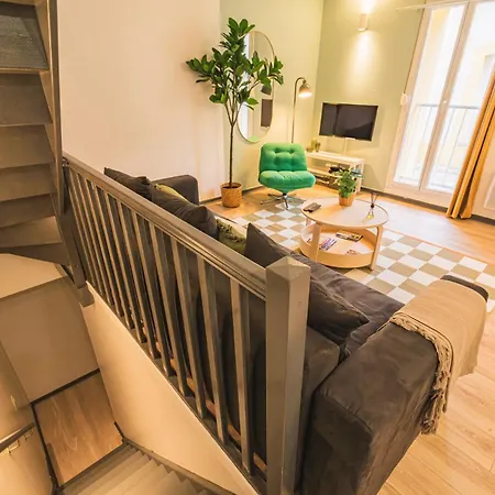 Apartment Le Pastel - 10 Couchages - Proche Cathedrale Reims