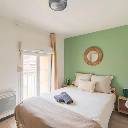 Le Pastel - 10 Couchages - Proche Cathedrale Apartment Reims